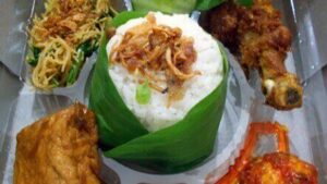 paket nasi box solo